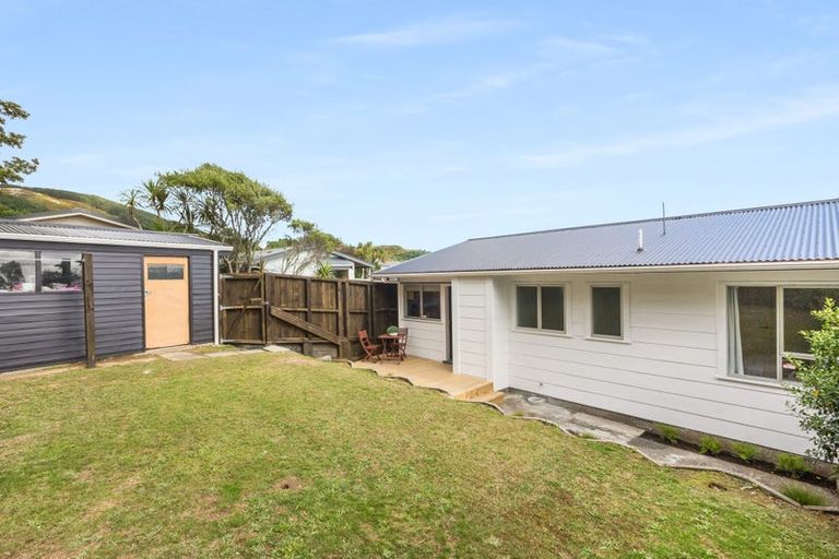 Photo of property in 18a Apple Terrace, Ranui, Porirua, 5024