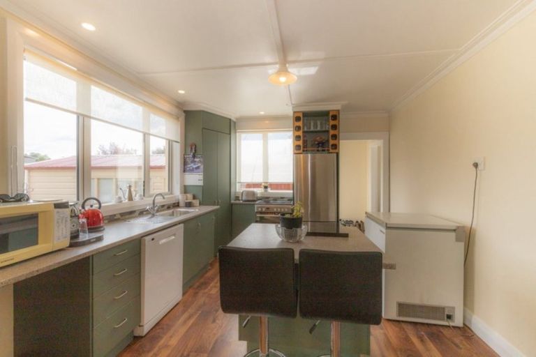 Photo of property in 16 Severn Street, Mosgiel, 9024