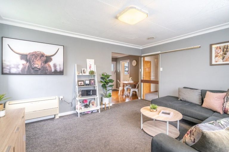 Photo of property in 11 Stephens Street, Waikiwi, Invercargill, 9810