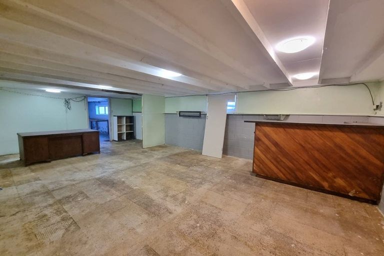 Photo of property in 11 Matipo Road, Te Atatu Peninsula, Auckland, 0610