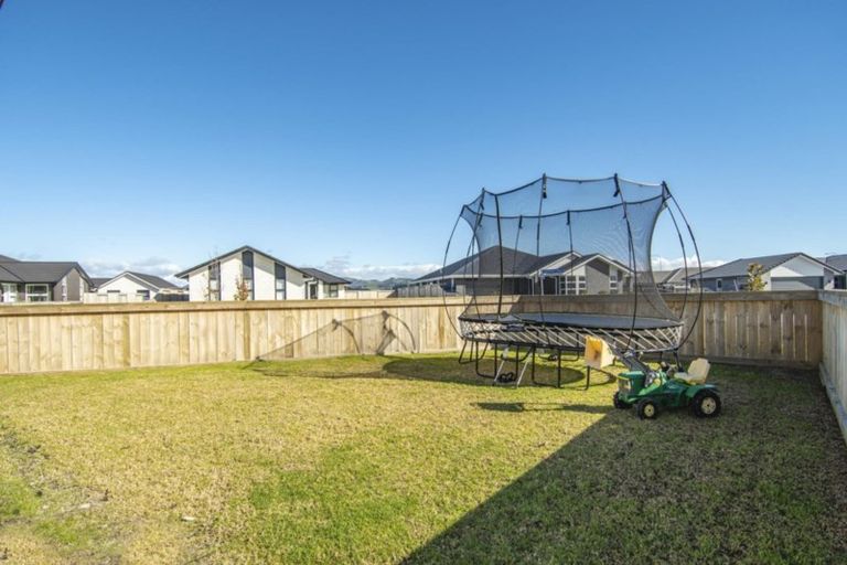 Photo of property in 11 Farrier Street, Papamoa, 3118