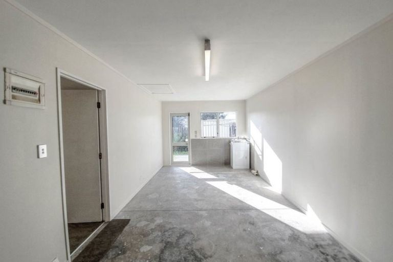 Photo of property in 87 Pooks Road, Ranui, Auckland, 0612