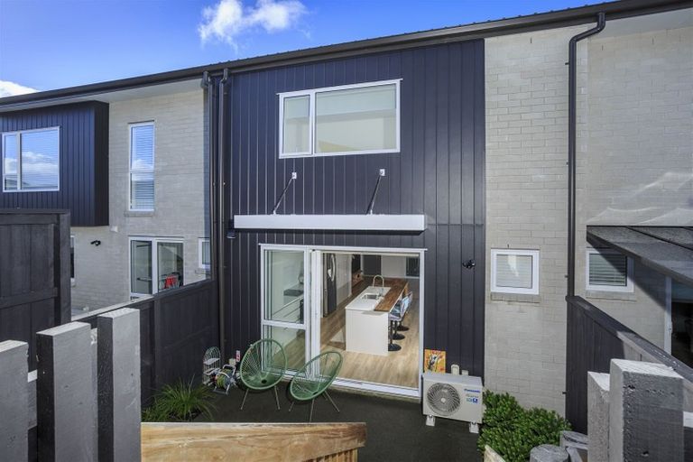 Photo of property in 153 Millwater Parkway, Silverdale, 0932