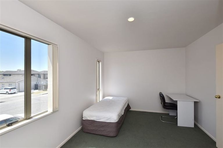 Photo of property in 1/19 George Street, Riccarton, Christchurch, 8041