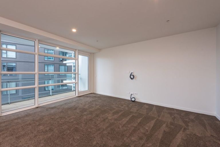 Photo of property in Pinnacle Apartments, W804/160 Victoria Street, Te Aro, Wellington, 6011