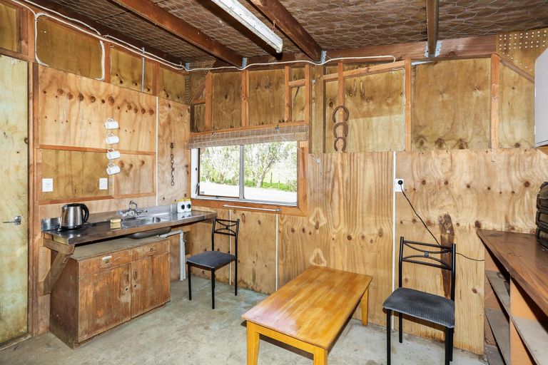 Photo of property in 198 Hunt Road, Pukekawa, Tuakau, 2696