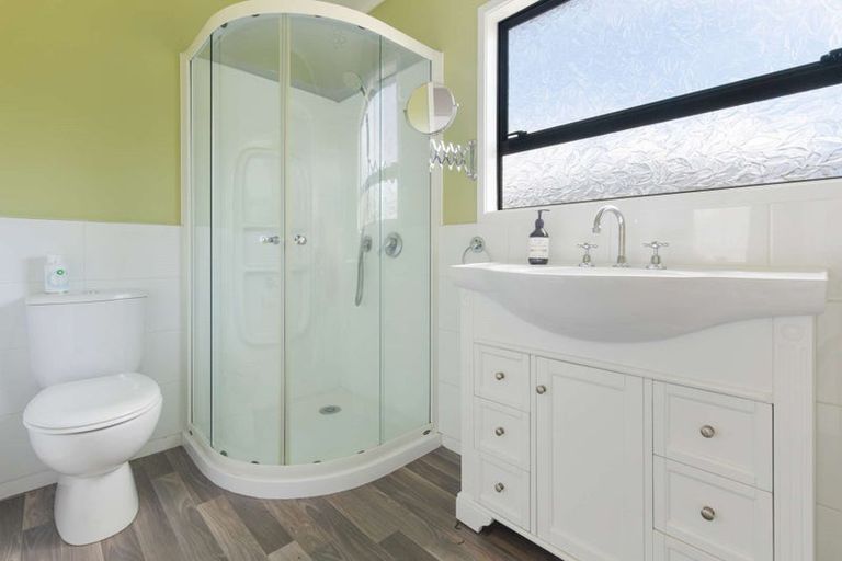 Photo of property in 102 Homedale Street, Pukehangi, Rotorua, 3015