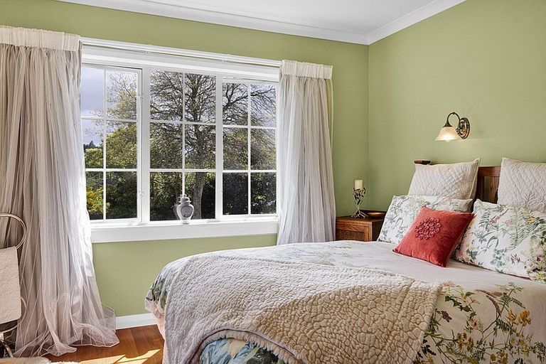 Photo of property in 5171b Mountain Road, Eltham, 4398