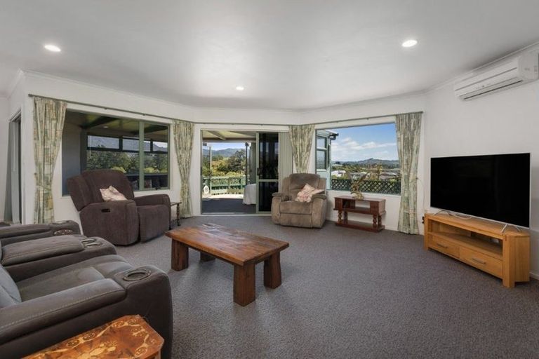 Photo of property in 16 Donegal Place, Katikati, 3129