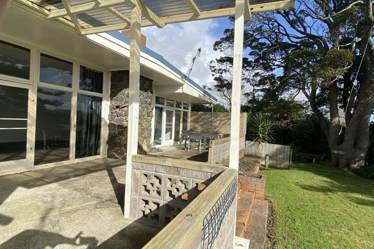 Photo of property in 829 Te Atatu Road, Te Atatu Peninsula, Auckland, 0610