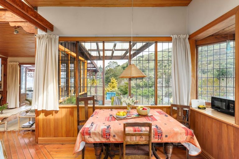 Photo of property in 24 Selwyn Road, Lyttelton, 8082