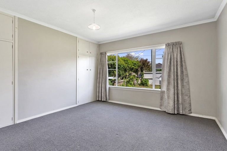 Photo of property in 238 Weston Road, Mairehau, Christchurch, 8052