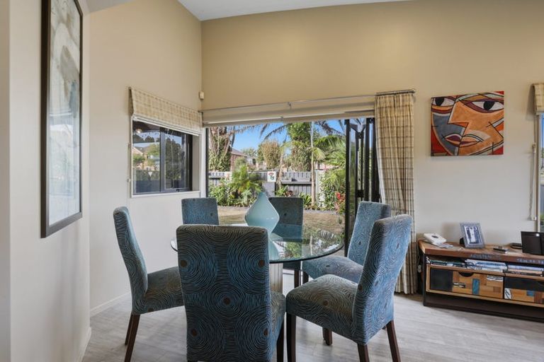 Photo of property in 110 Reynolds Road, Pukekohe, 2120