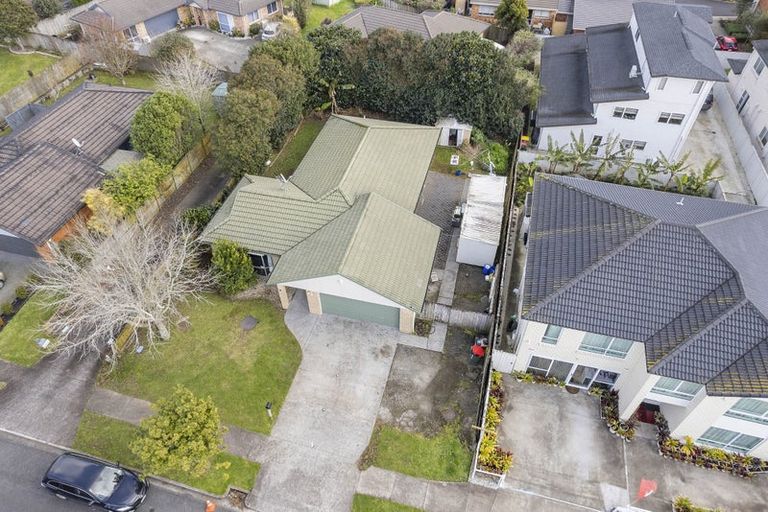 Photo of property in 12 Quattro Avenue, Flat Bush, Auckland, 2019