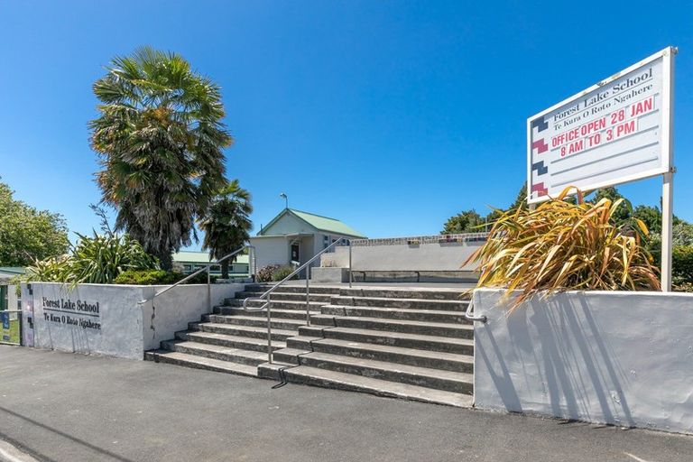 Photo of property in 35 Hinton Avenue, Forest Lake, Hamilton, 3200