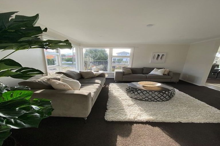 Photo of property in 9 Mappleton Avenue, Burnside, Christchurch, 8053