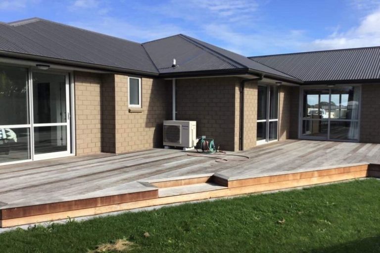 Photo of property in 5 Gladys Place, Levin, 5510