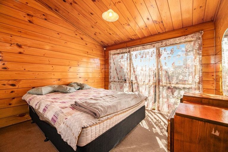 Photo of property in 1 Norman Spencer Drive, Papatoetoe, Auckland, 2104