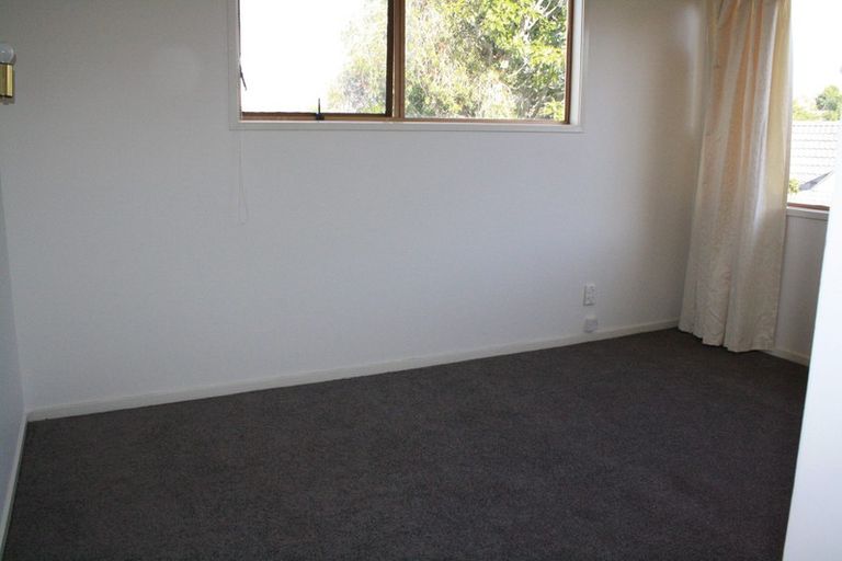 Photo of property in 17 Fratley Avenue, Farm Cove, Auckland, 2012