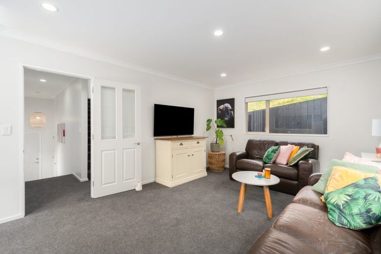 Photo of property in 50 Erlestoke Crescent, Churton Park, Wellington, 6037
