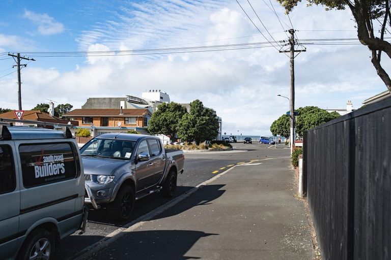 Photo of property in 33 Beach Street, Saint Clair, Dunedin, 9012