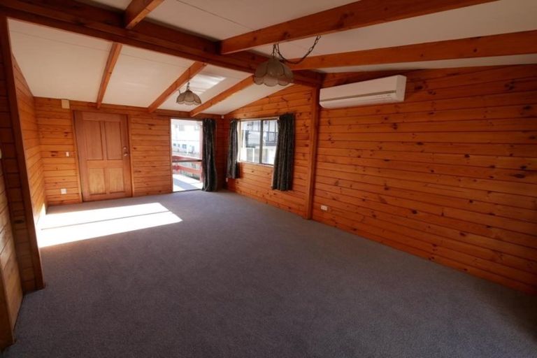 Photo of property in 1/82 Opaheke Road, Opaheke, Papakura, 2113