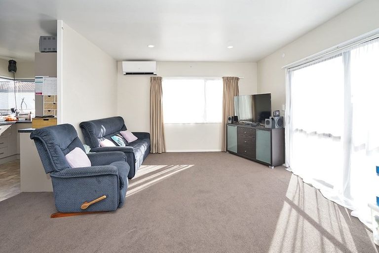 Photo of property in 4g Oak Avenue, Nawton, Hamilton, 3200