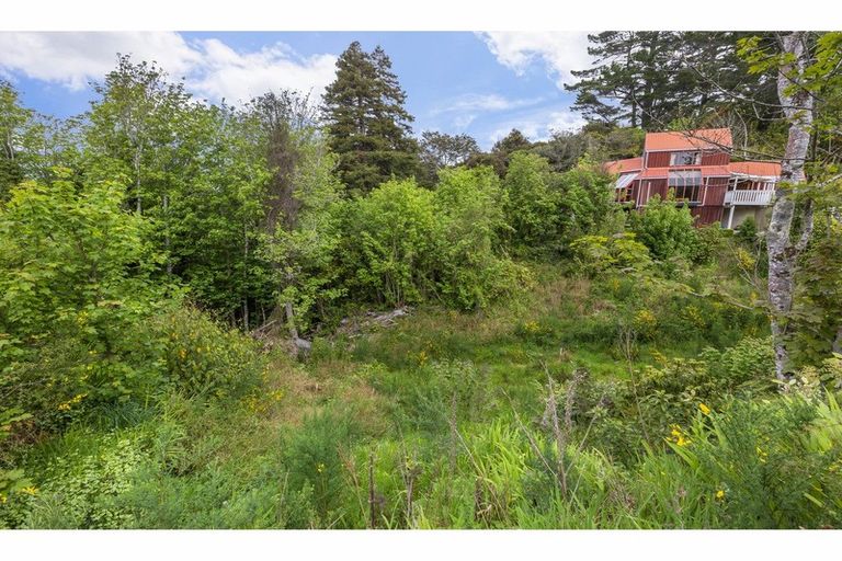 Photo of property in 5 Avro Road, Blue Mountains, Upper Hutt, 5371