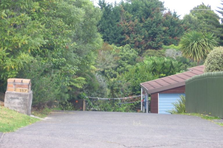 Photo of property in 2/157 Spinella Drive, Bayview, Auckland, 0629