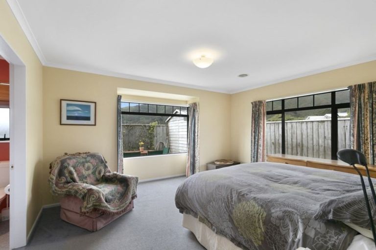 Photo of property in 52-54a Bell Road, Waiwhetu, Lower Hutt, 5010