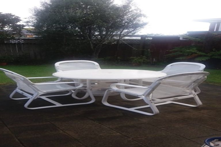 Photo of property in 1/59 Butley Drive, Farm Cove, Auckland, 2012