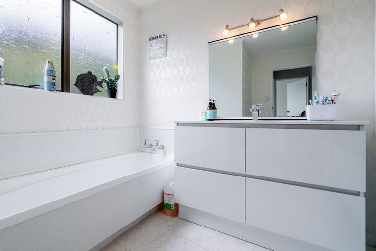 Photo of property in 23 Elm Crescent, Gladstone, Invercargill, 9810