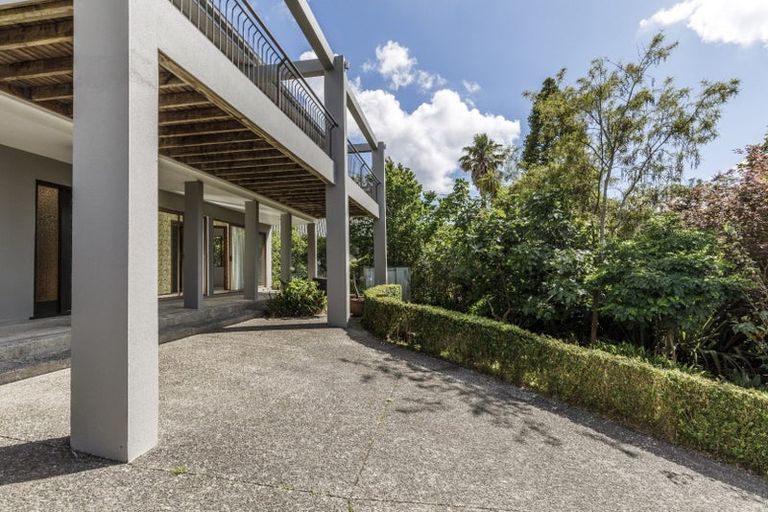 Photo of property in 35 Parr Terrace, Castor Bay, Auckland, 0620