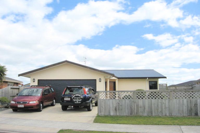 Photo of property in 10 Clydesdale Close, Papamoa Beach, Papamoa, 3118