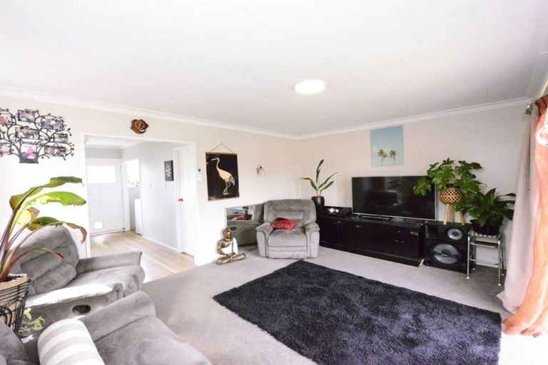 Photo of property in 1/30 Bassett Street, Burwood, Christchurch, 8083