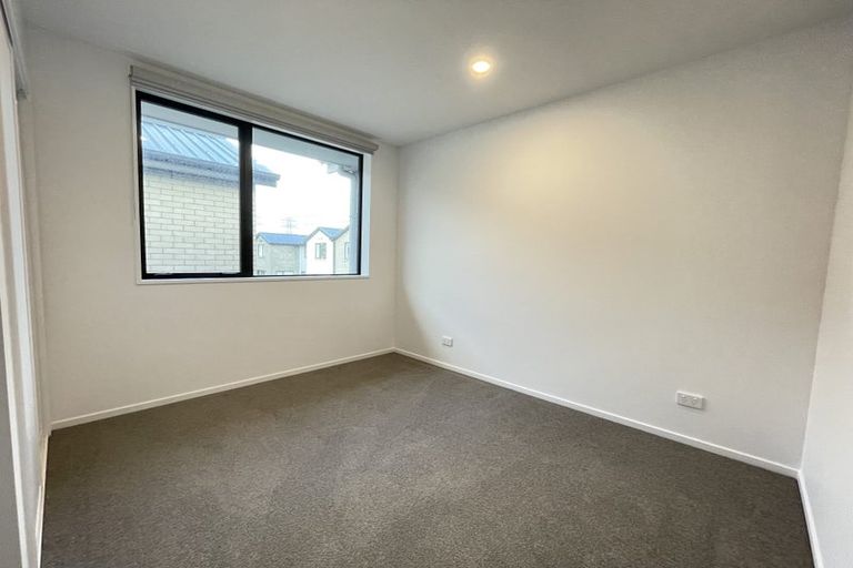 Photo of property in 11 Koral Lane, Broomfield, Christchurch, 8042