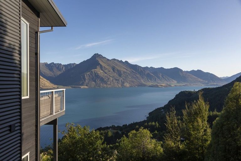 Photo of property in 36 Corsican Drive, Ben Lomond, Queenstown, 9371