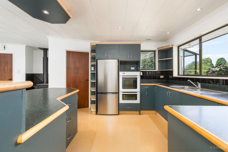 Photo of property in 11-17 Hayes Street, Waimate, 7924