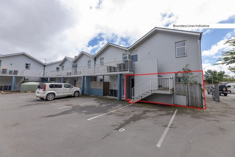 Photo of property in 10/14 Brougham Street, Addington, Christchurch, 8024