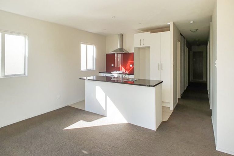 Photo of property in 18 Popokatea Drive, Takanini, 2112