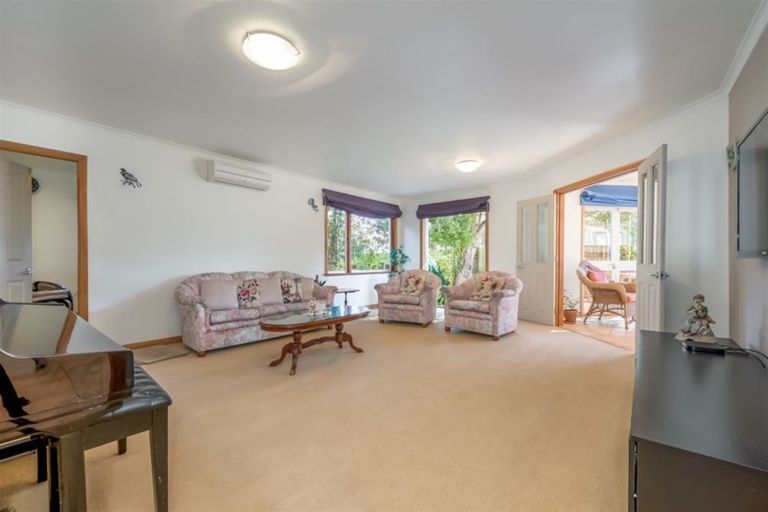 Photo of property in 217 Riverside Drive, Waterloo, Lower Hutt, 5011