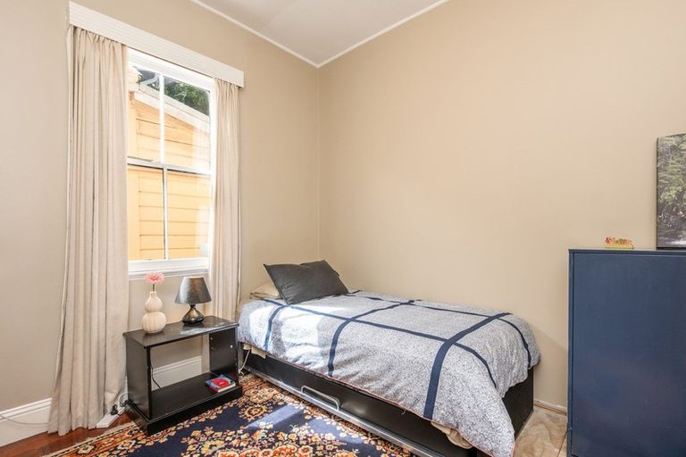 Photo of property in 204 Aro Street, Aro Valley, Wellington, 6021
