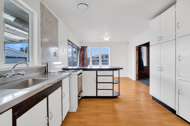 Photo of property in 168 Highbury Avenue, Highbury, Palmerston North, 4412