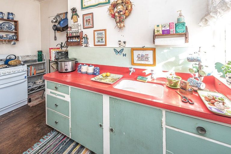 Photo of property in 220 Guyton Street, Gonville, Whanganui, 4500