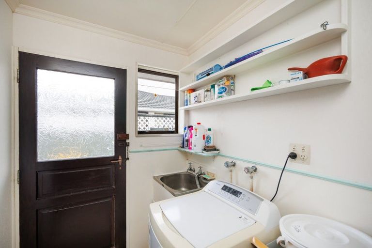 Photo of property in 41 Cedar Crescent, Feilding, 4702