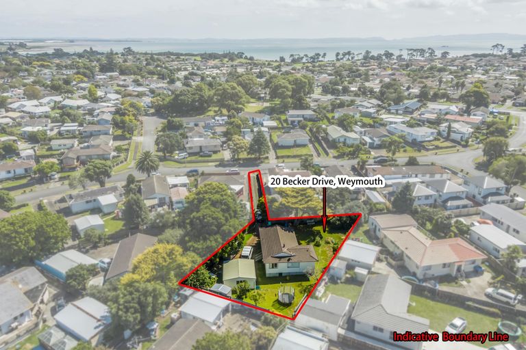 Photo of property in 20 Becker Drive, Weymouth, Auckland, 2103