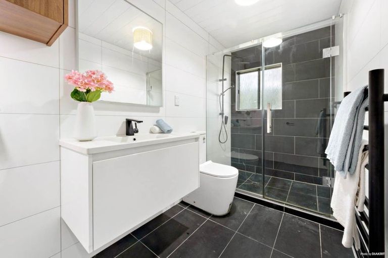 Photo of property in 11/66 Astley Avenue, New Lynn, Auckland, 0600