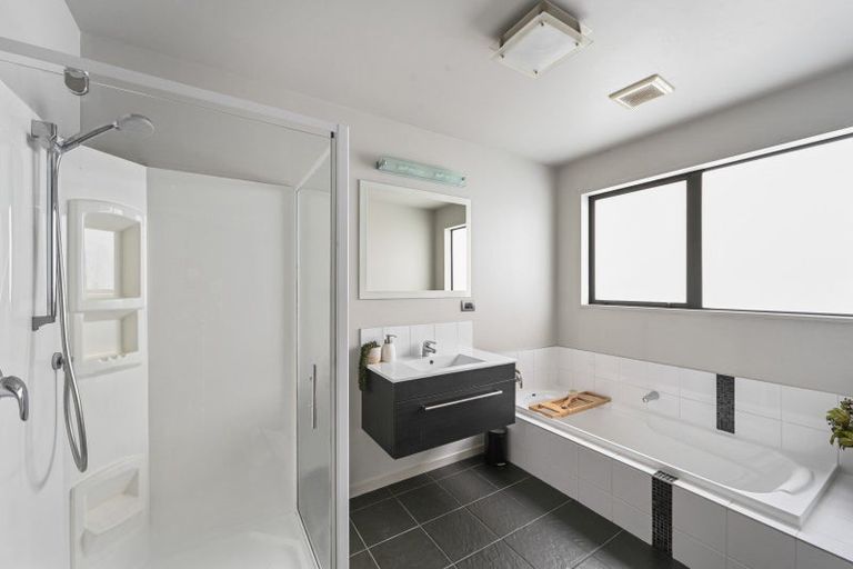 Photo of property in 44 Briar Crescent, Alexandra, 9320