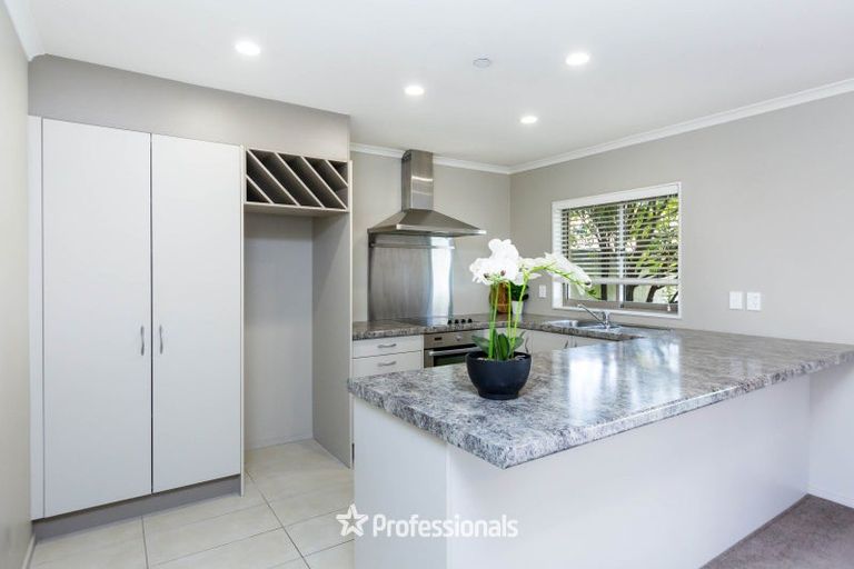 Photo of property in 64 Evergreen Crescent, Trentham, Upper Hutt, 5018