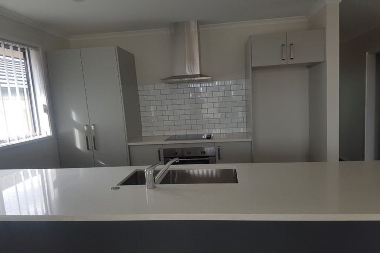 Photo of property in 8 Rainsford Road, Pukekohe, 2120